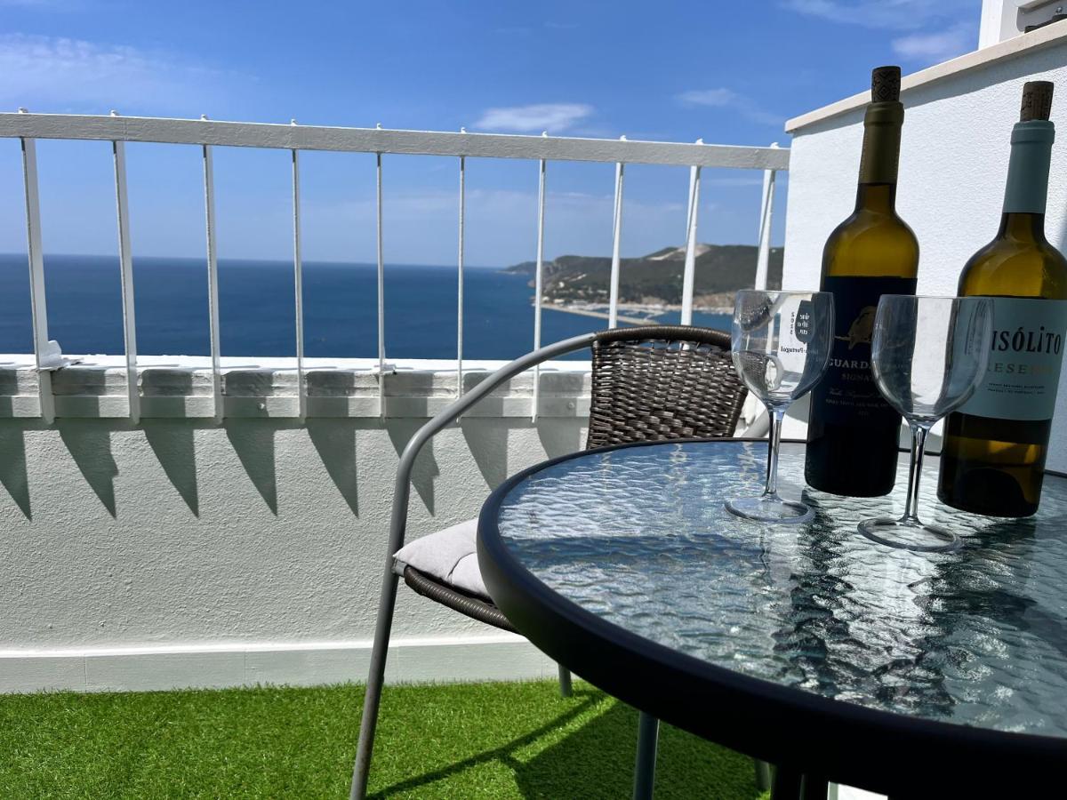 Axenic Retreat - Panoramic Ocean View, Sleeps 4, Ensuite Bathroom, New Redesign Сесимбра Экстерьер фото